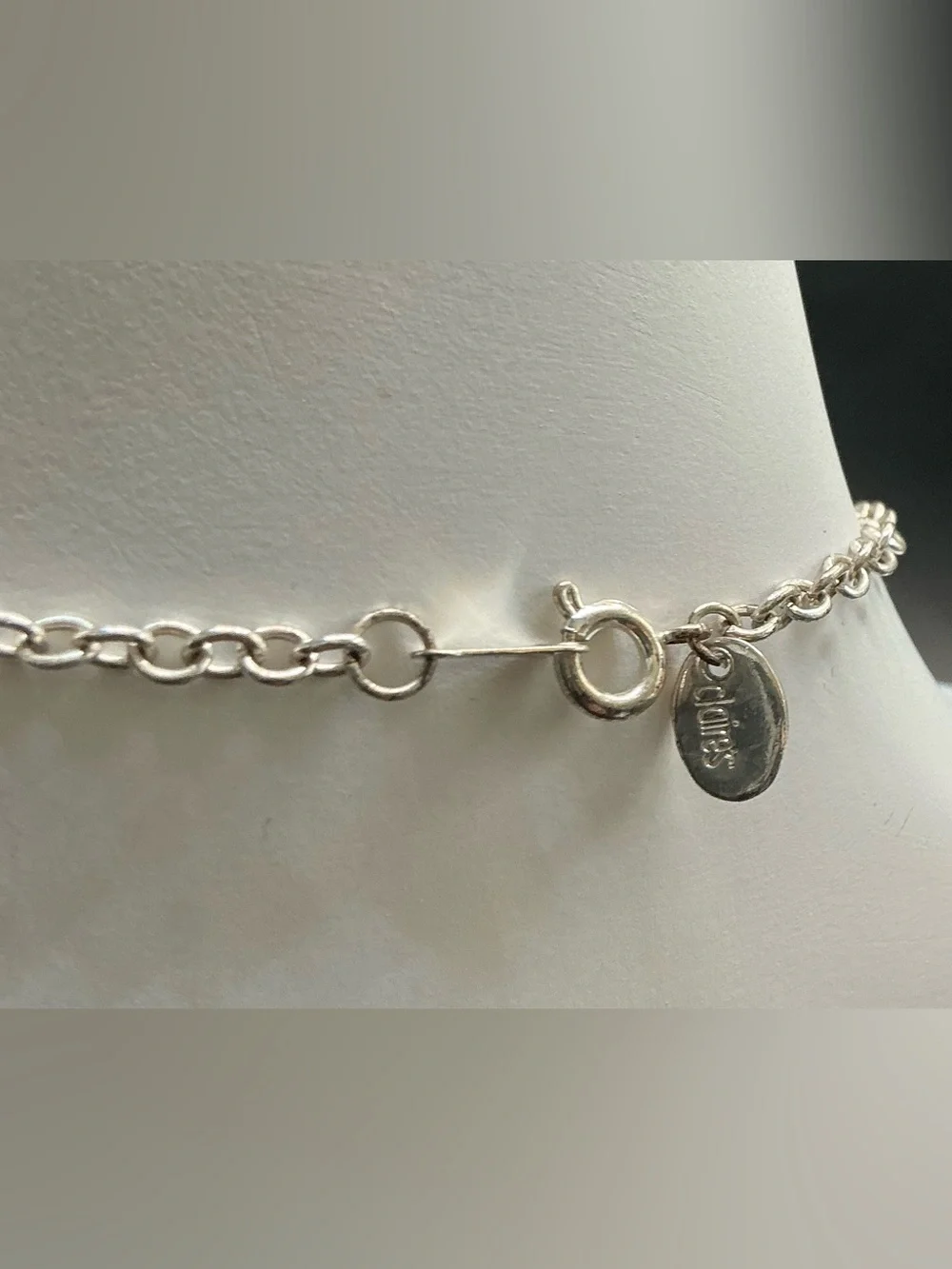CLAIRE’S SNOWFLAKE SILVER TONE TREE CHARMS LARIAT NECKLACE